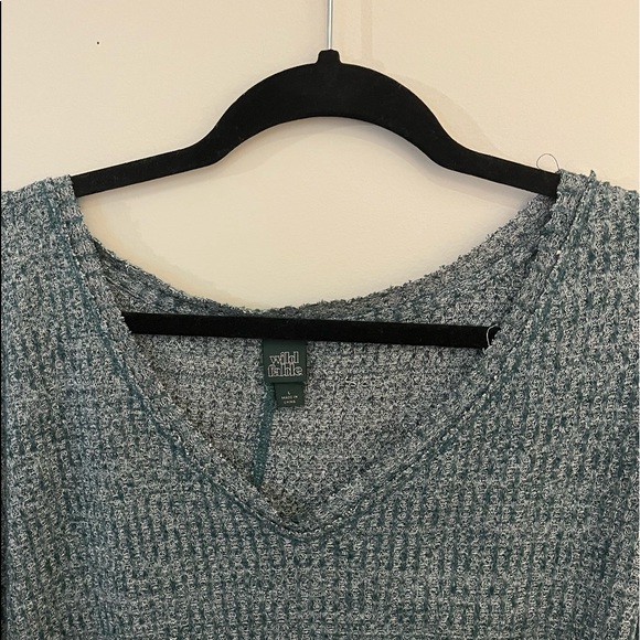 FREE add on | Cozy Oversized Green Top - Picture 5 of 7